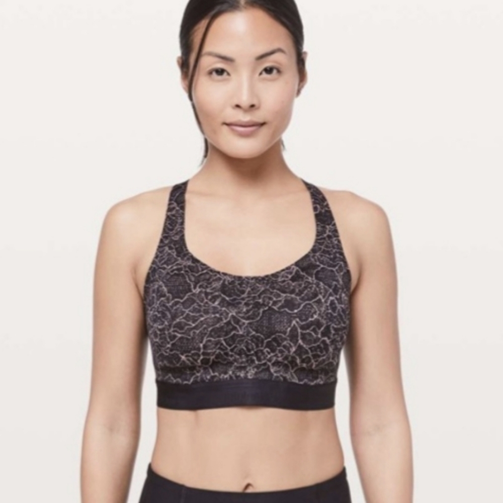 Lululemon Fine Form Racerback  Sports Bra